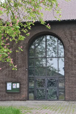 Duisburg, St. Konrad, 2012 05 Cn 01