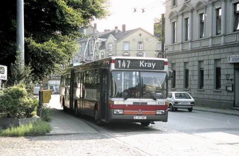Duobus Outside Kray Nord Bahnhof Geo.hlipp.de 3994