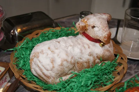 Easter Lamb 03346