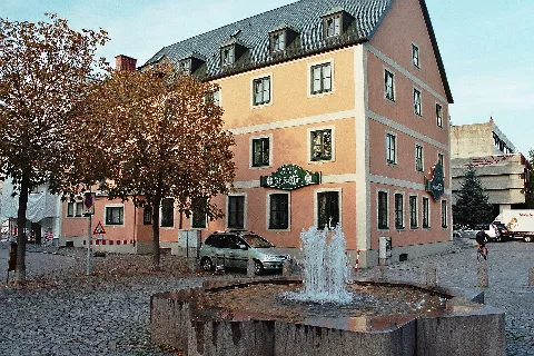 Eching (Landkreis Freising), Das Hotel Huberwirt