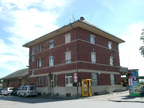 Edingen Neckarhausen Bahnhof 20070520