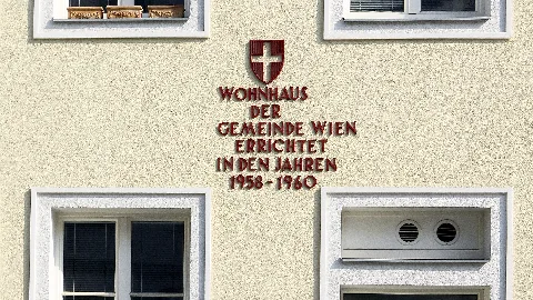 Edwin Schuster Hof 01