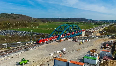 Eggolsheim Eisenbahnbrücke A73 Luftbild 20230410 Rm 162522