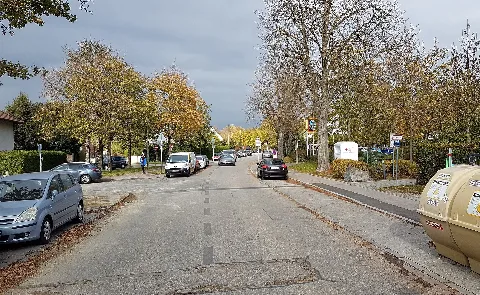 Ehemalige Dorfstrasse V Kleinhadern V Süden