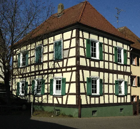 Ehemalige Schule Nieder Erlenbach