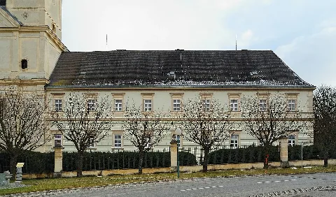 Ehemaliges Augustiner Eremitenkloster 67019 In A 7442 Lockenhaus