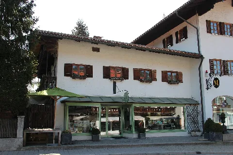 Ehemaliges Bauernhaus Seestraße Rottach Egern
