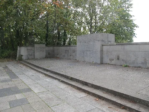 Ehrenmal, 1, Galgenberg, Hildesheim, Landkreis Hildesheim