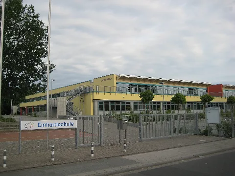 Einhardschule
