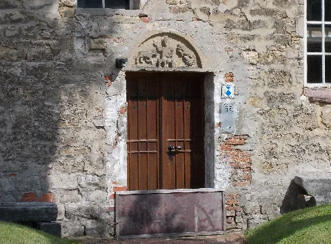 Eisdorftkirchportal