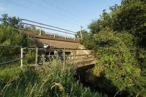 Eisenbahnbrücke Über Die Düpenau In Thesdorf, Stadt Pinneberg