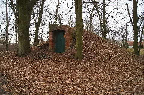 Eiskeller Im Gutspark Markendorf Frankfurt Oder 004