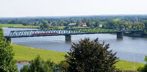 Elbbruecke Lauenburg 5536