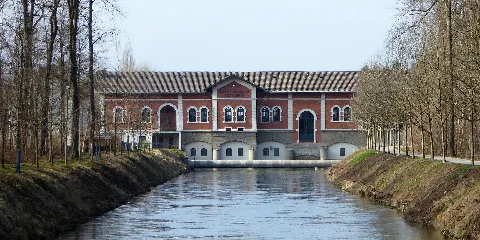 Elektrizitätswerk Rosenheim Von Osten, 1