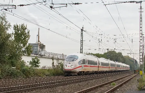 Emmerich Ice3M 4610 Naar Amsterdam Centraal (15325558089)