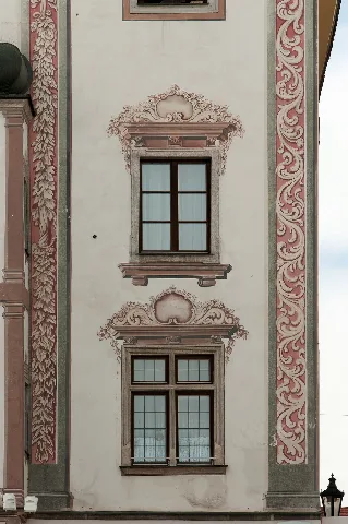 Enns Hauptplatz 7 Pilastermalerei