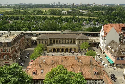 Erlangen Bahnhofplatz 001