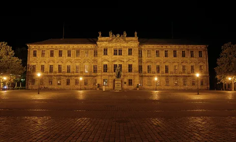 Erlangen Schlossplatz 001