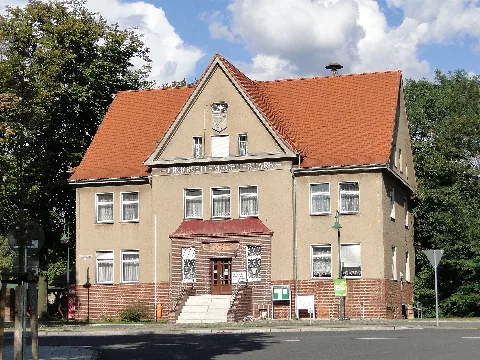 Ernst Thälmann Straße 1 Neupetershain Rathaus