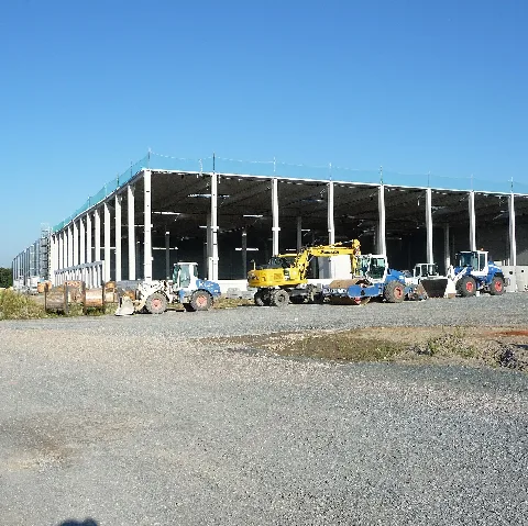 Es Sind Wohl Die Gleichen Typen, Die In Der Stadt Nicht Hoch Genug Bauen Können. Hier Können Sie Nicht Genug Landschaft Zupflastern. Panoramio