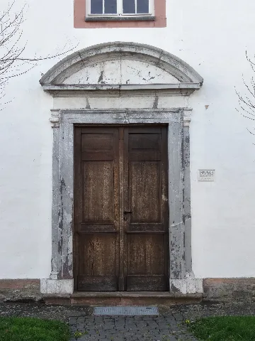 Evangelische Kirche Birklar Südportal 01
