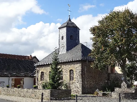 Evangelische Kirche Lindenstruth, Außen 01
