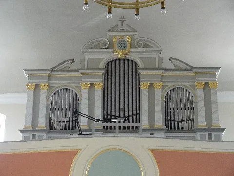 Evangelische Kirche Rodheim (Hungen) Orgel 01