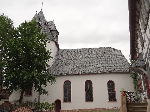 Evangelische Pfarrkirche (Hoch Weisel) Außen 02