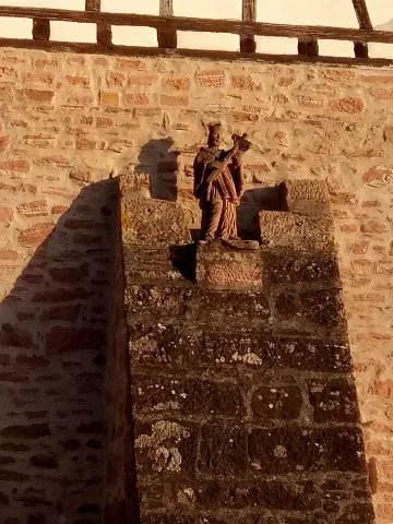 Fachwerkhaus Mit Skulptur (Freudenberg) 02