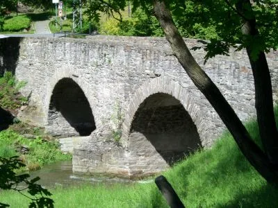Falkenberg, Bogenbrücke
