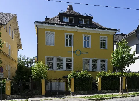 Felix Mottl Straße 23, Robert Oerley