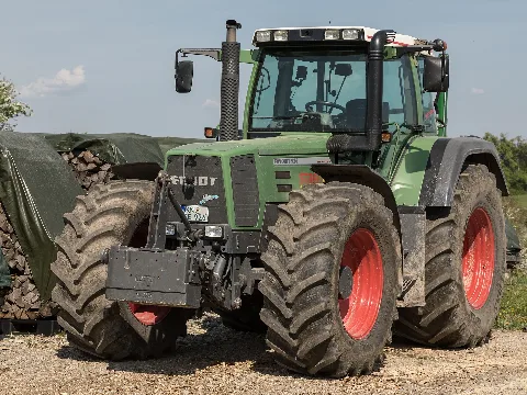 Fendt Favorit 926 Vario Mit Eckiger Haube