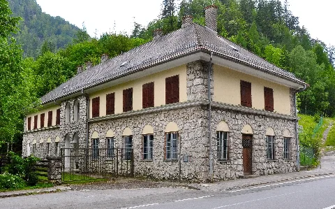 Ferlach Loiblstrasse Sapotnica Gendarmeriekaserne 19052011 401
