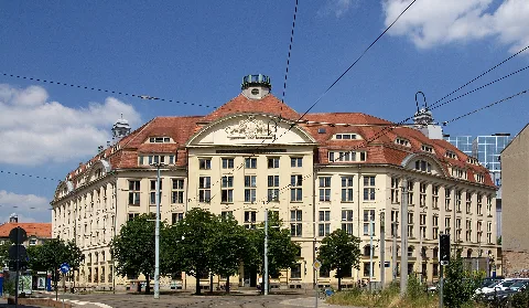 Finanzamt Leipzig I Ehem. Städtisches Leihhaus Am Wilhelm Liebknecht Platz Panoramio