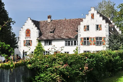 Flaach Schloss Mit Oekonomie, Trotte Und Brunnen, Schloss 396 2011 09 25 13 20 26