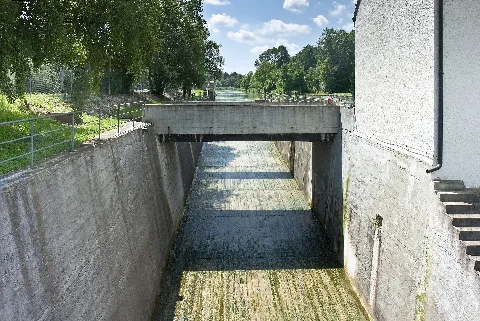 Flossrutsche Laufwasserkraftwerk Pullach