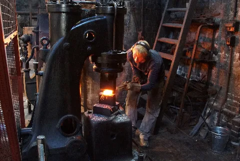 Forging Of Damascus Steel In Solingen 04