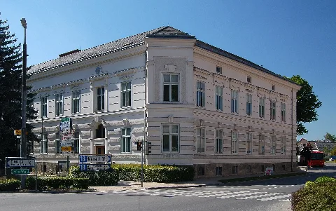 Former Gymnasium, Kislingerplatz, Berndorf