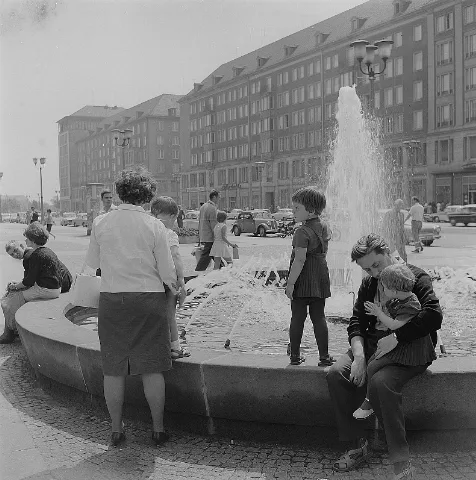 Fotothek Df Ps 0002874 Brunnen ^ Stadt ^ Stadtlandschaften