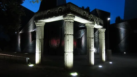 Fragmente Der Vorhallenkolonnade Der Ehemaligen Hauptsynagoge, Hindenburgstraße, Mainz Neustadt