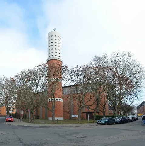 Frankfurt, Gellertstraße, St. Michaels Kirche