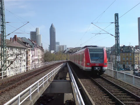 Frankfurt Westbahnhof Rampe
