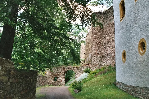 Frauenstein Castle Moat
