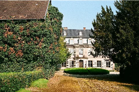 Fremersdorf (Rehlingen Siersburg), The Château, Image 1