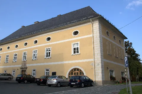 Friedberg Pfarrhof 7490