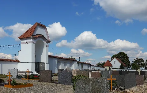Friedhof Mit Kriegerdenkmal, Oberelchingen
