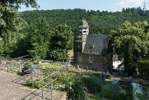 Friedhof Und Kirche Von Geilnau