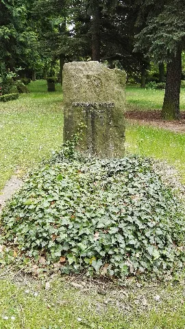 Friedhof Zum Heiligen Kreuz Mai2017 1