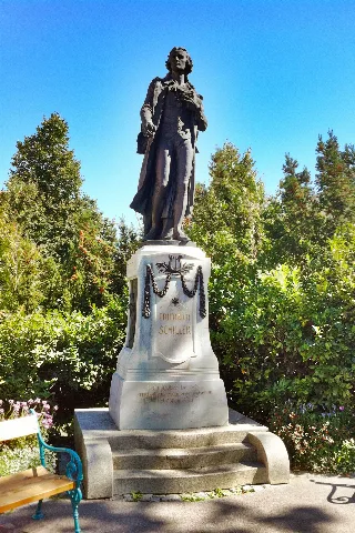Friedrich Schiller Monument, Schillerpark, Sankt Poelten