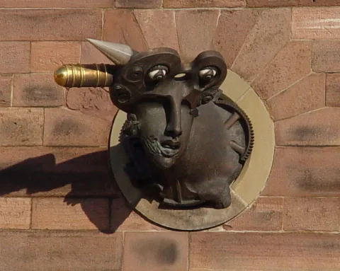 Fruchthalle Rastatt Bronzekopf
